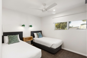 Lakeside Villa 3 Bedroom- second bedroom