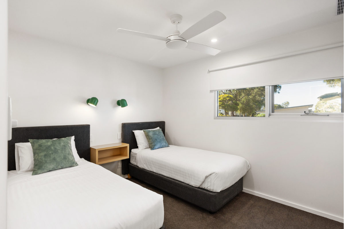 Lakeside Villa 3 Bedroom- second bedroom